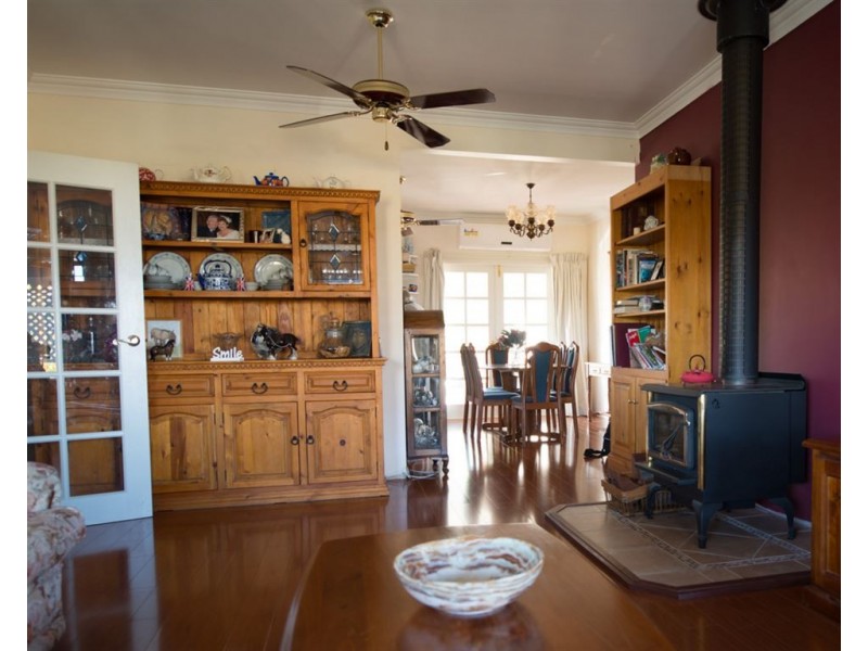 27 Balmoral Drive, Bridgetown WA 6255