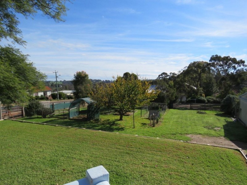 2 Forrest Street, Boyup Brook WA 6244