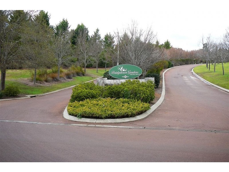 L57/10 Cottonwood Close, Kangaroo Gully WA 6255