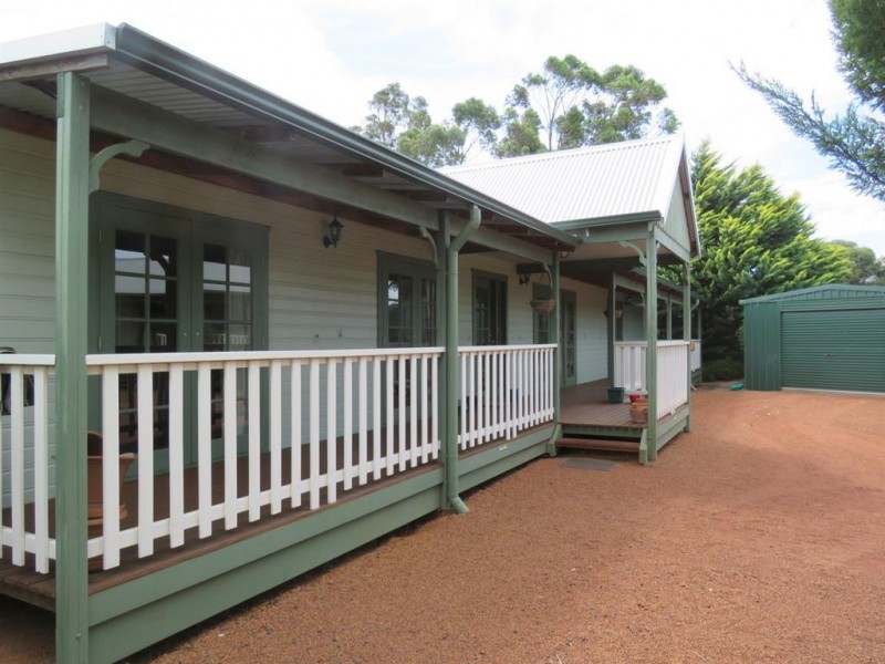 11 Hillcrest Rise, Bridgetown WA 6255