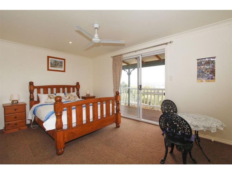 11 Hillcrest Rise, Bridgetown WA 6255