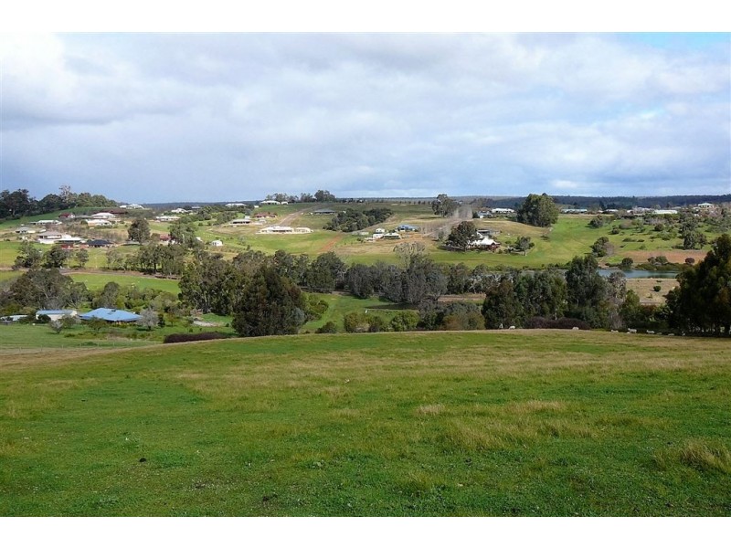 L109 Bramley Place, Kangaroo Gully WA 6255