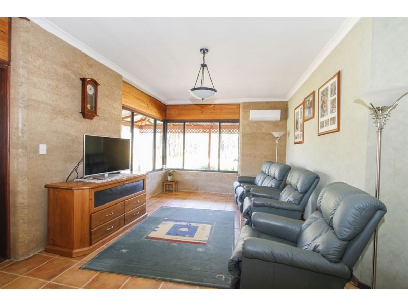 124 Lee Steere Drive, Boyup Brook WA 6244