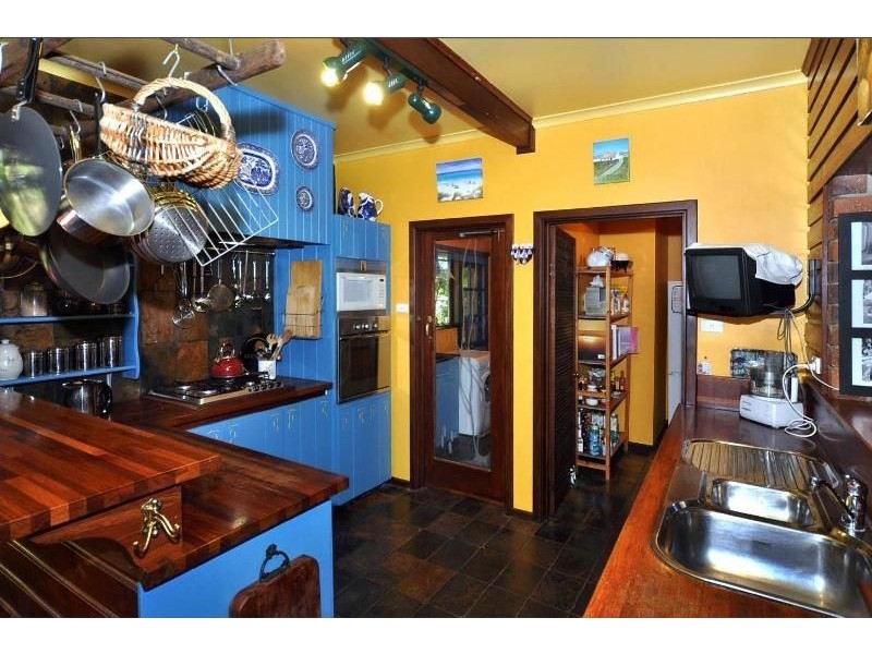 11 West Blackwood Terrace, Bridgetown WA 6255