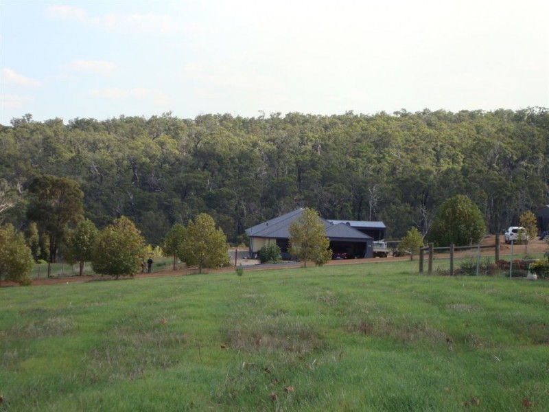 3 Park Avenue, Bridgetown WA 6255