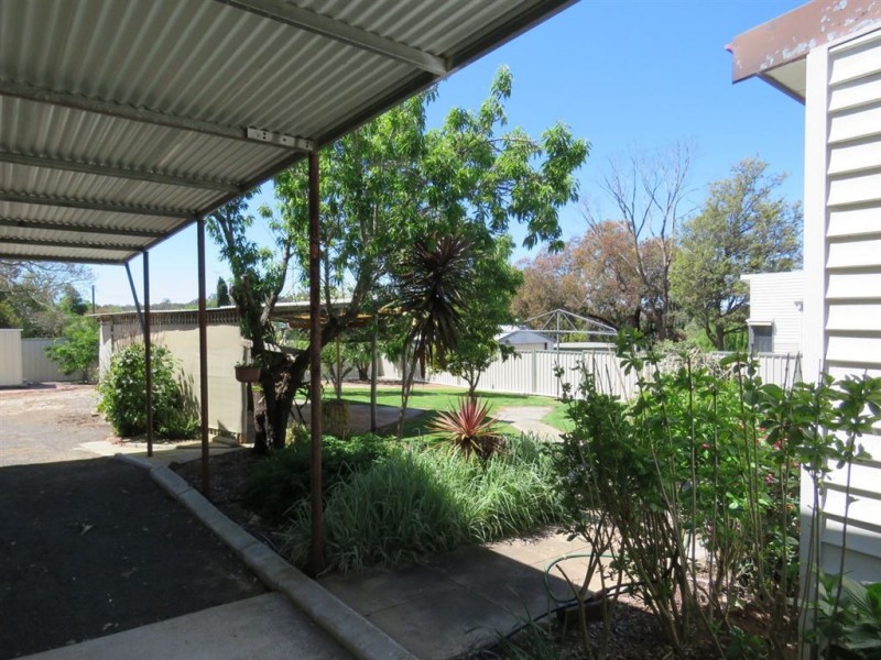 1 Nix Street, Boyup Brook WA 6244