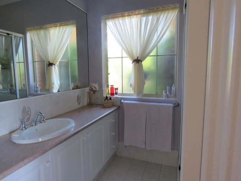 2 Rowan Close, Bridgetown WA 6255