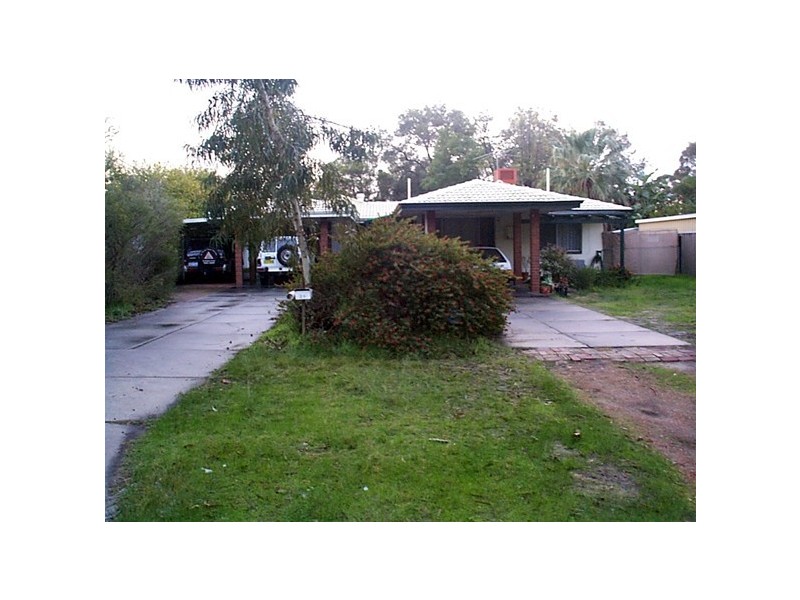 3 Nairn Street, Thornlie WA 6108