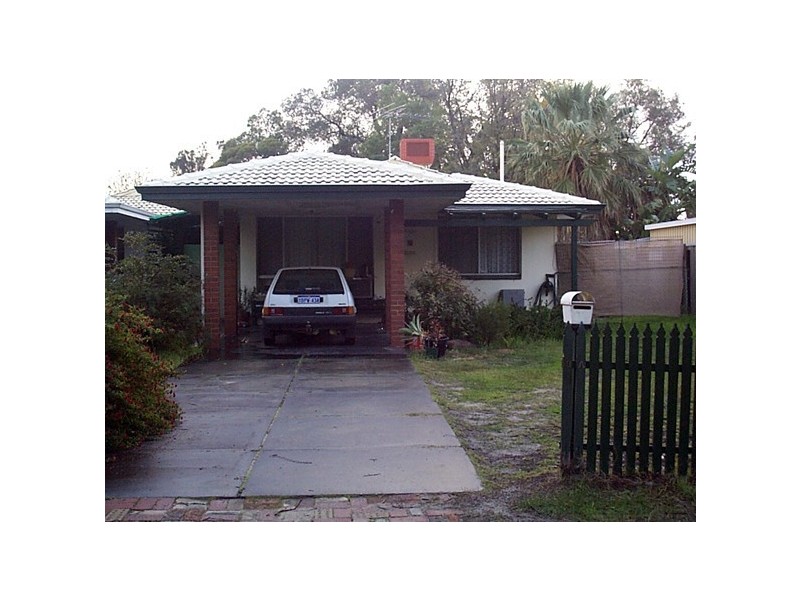 3 Nairn Street, Thornlie WA 6108