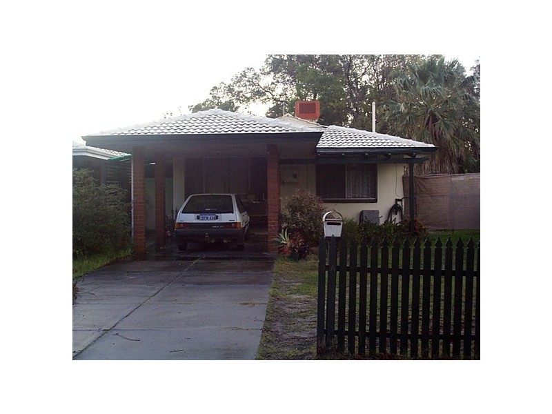 A/3 Nairn Street, Thornlie WA 6108