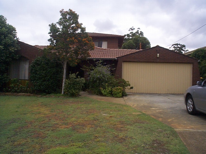 3 More Crescent, Bull Creek WA 6149