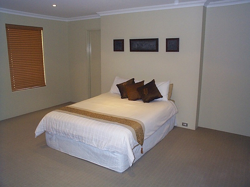 348 Rowley Road, Wandi WA 6167