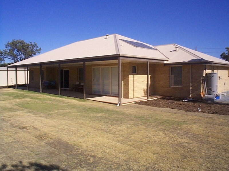 348 Rowley Road, Wandi WA 6167