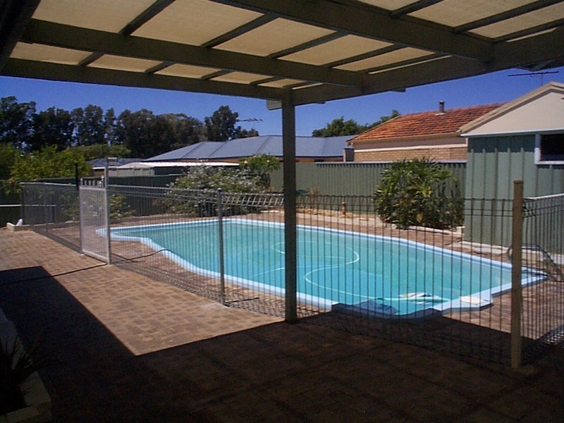 2a Margaret Street, Wilson WA 6107
