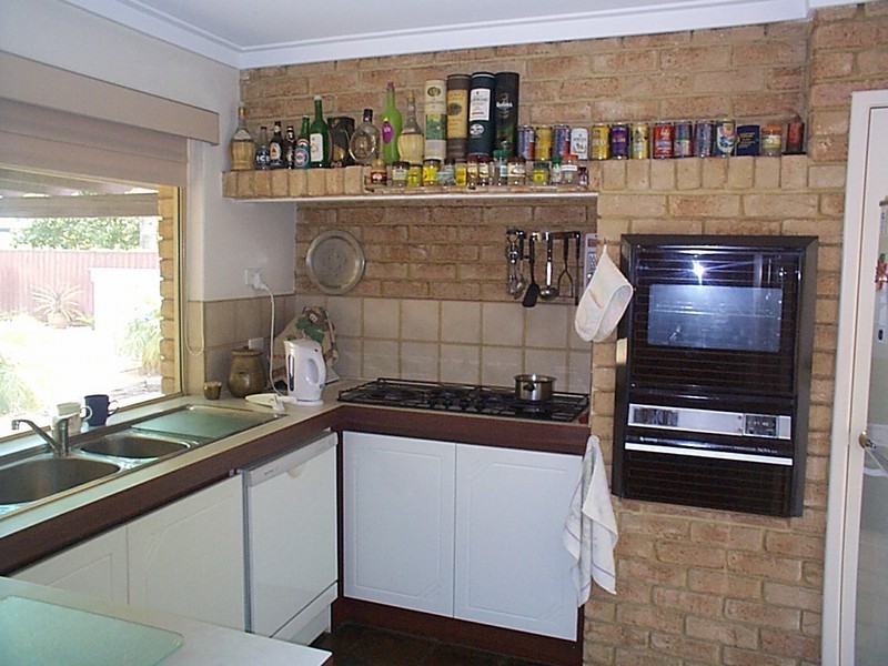 19 Farrington Road, Leeming WA 6149