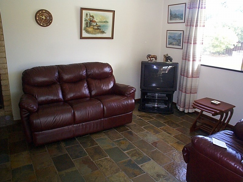 19 Farrington Road, Leeming WA 6149