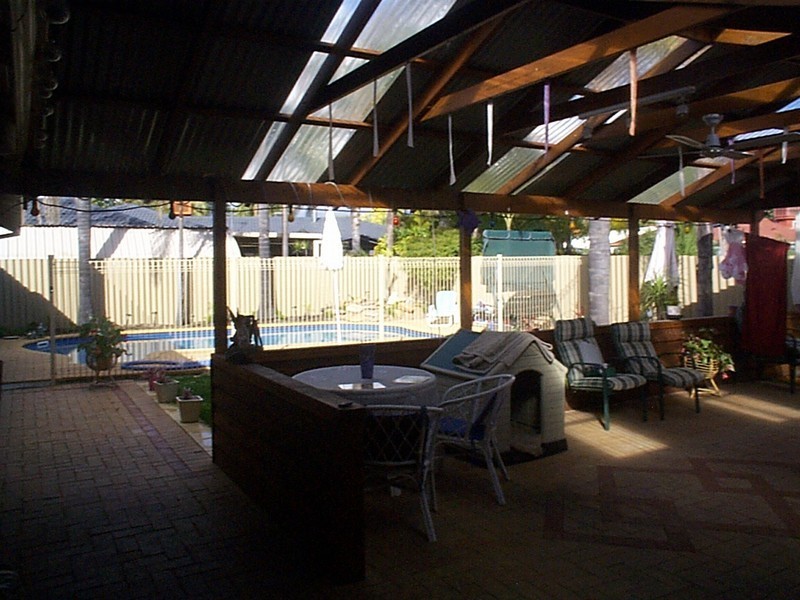2 Bruce Court, Leeming WA 6149