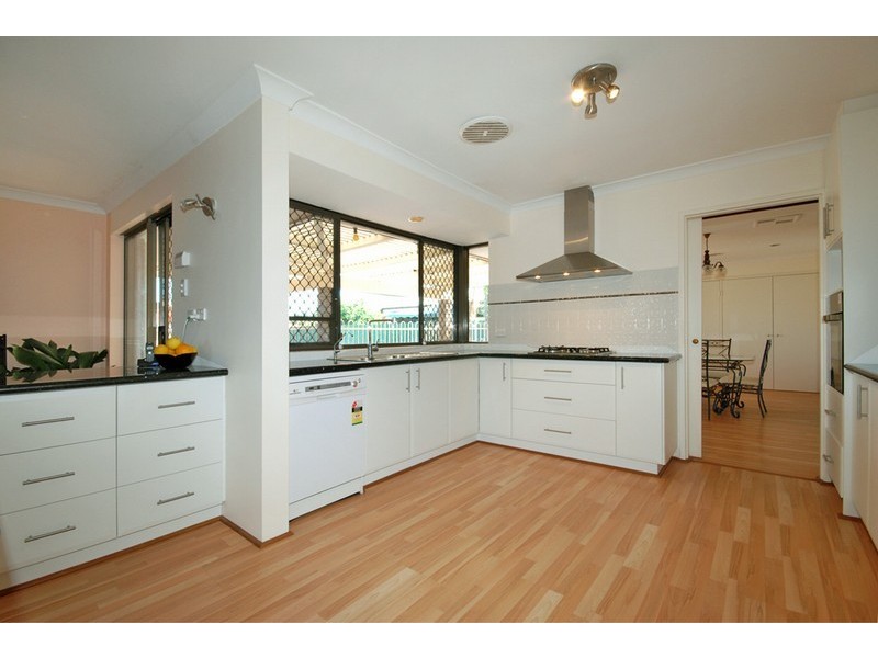 9 Rockett Way, Bull Creek WA 6149