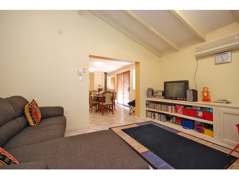 35 Etherington Avenue, Spearwood WA 6163