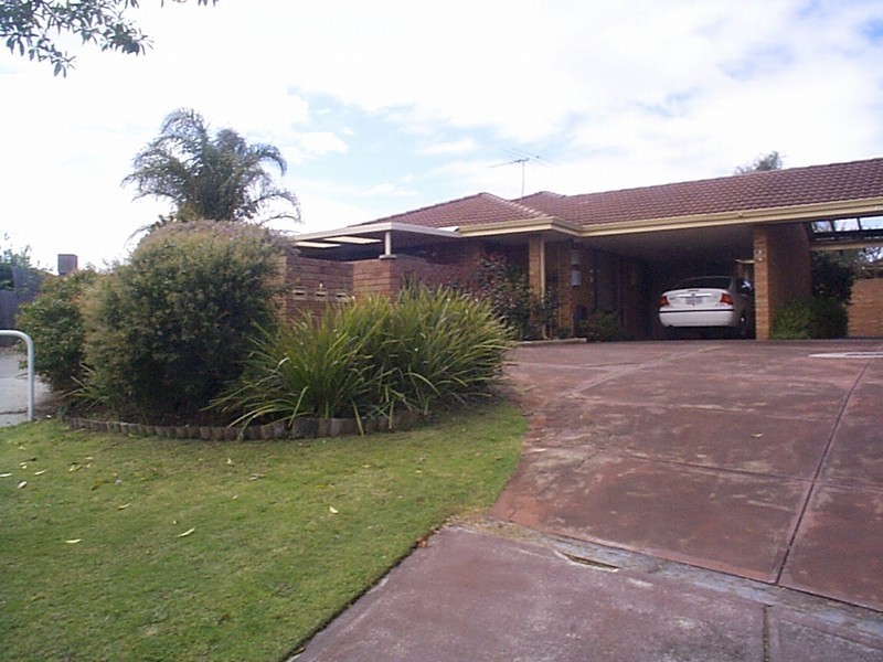 1/10 Fox Court, Leeming WA 6149