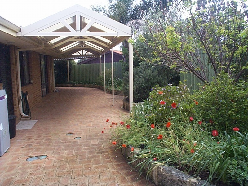 1/10 Fox Court, Leeming WA 6149