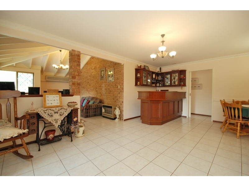 2 Maquire Way, Bull Creek WA 6149
