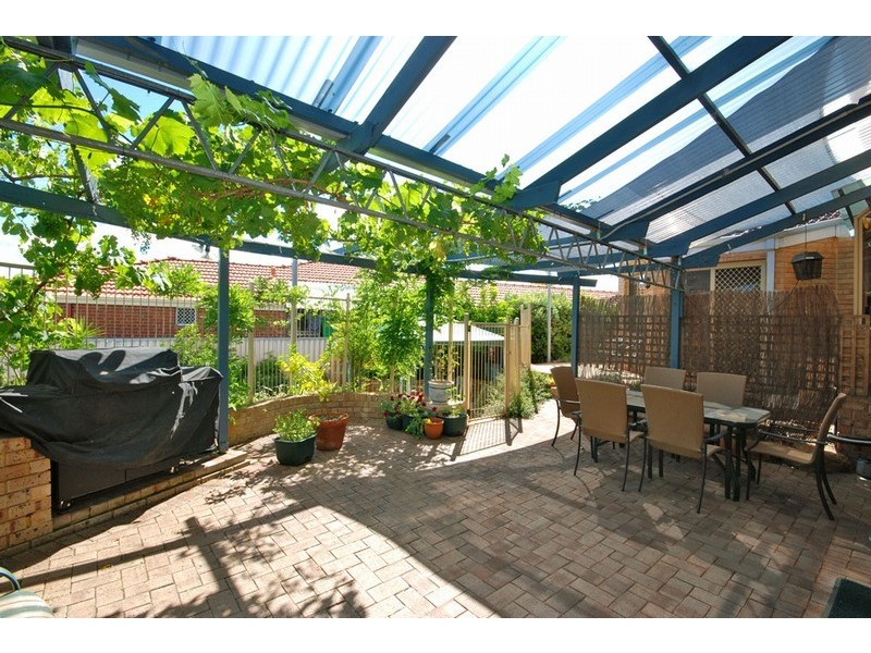 15 Maquire Way, Bull Creek WA 6149