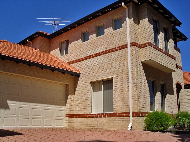 b/67 Leonard Street, Victoria Park WA 6100