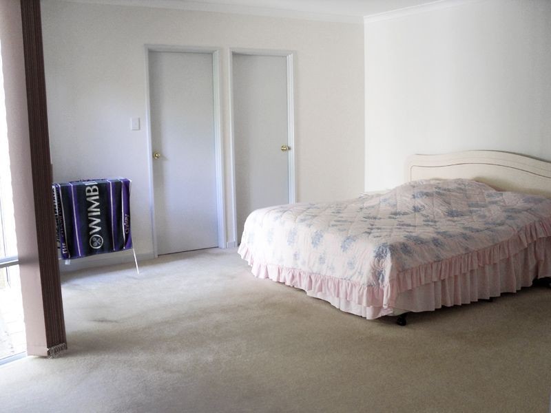 8 Killaloe Place, Waterford WA 6152