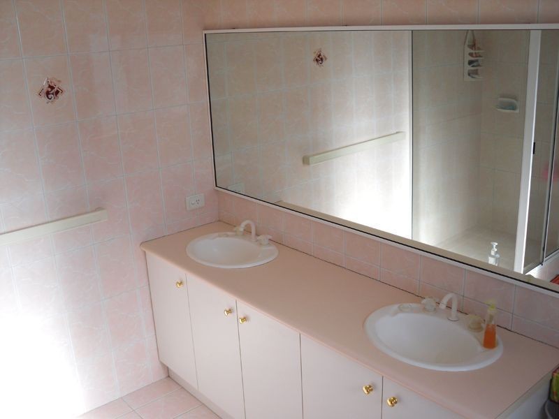 8 Killaloe Place, Waterford WA 6152