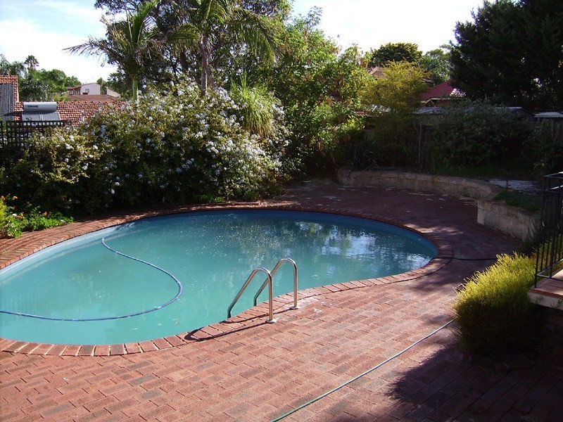 9 Downer Way, Bull Creek WA 6149