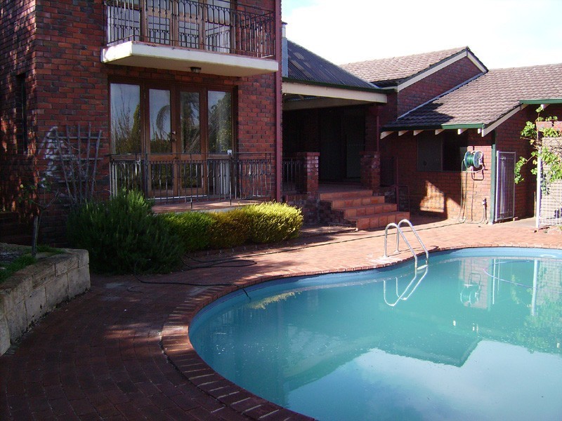 9 Downer Way, Bull Creek WA 6149