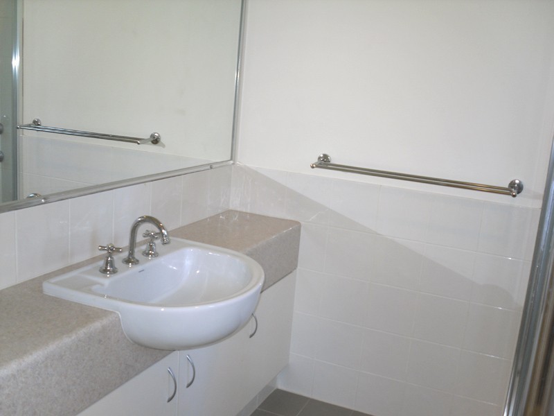 14 Renou Street, Queens Park WA 6107