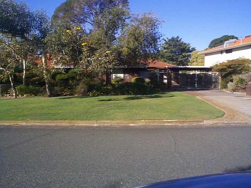 49 Leichhardt Street, Bull Creek WA 6149