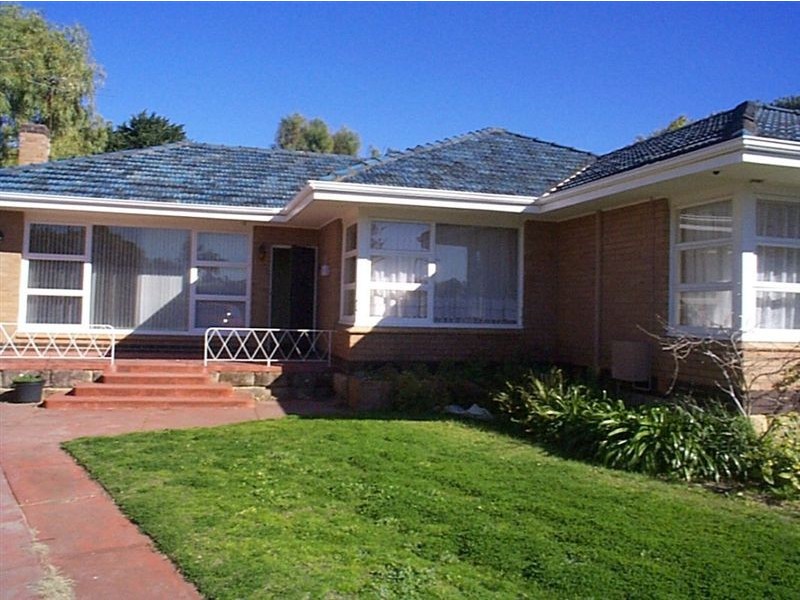 8 Korel Gardens, Swanbourne WA 6010