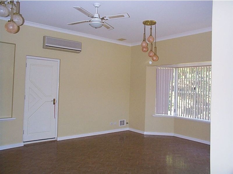 8 Korel Gardens, Swanbourne WA 6010