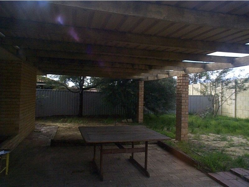 16 Nagambie Close, South Lake WA 6164