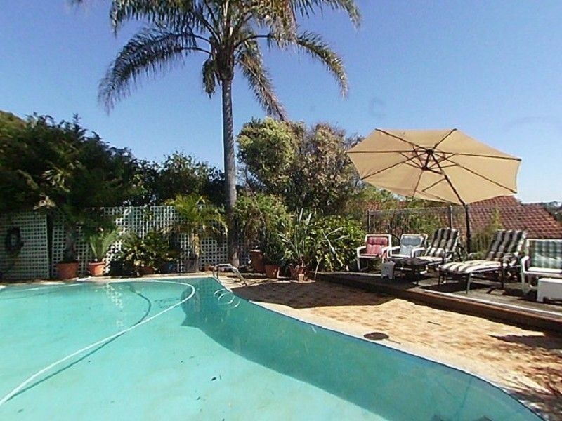 12 Grenfell Way, Leeming WA 6149