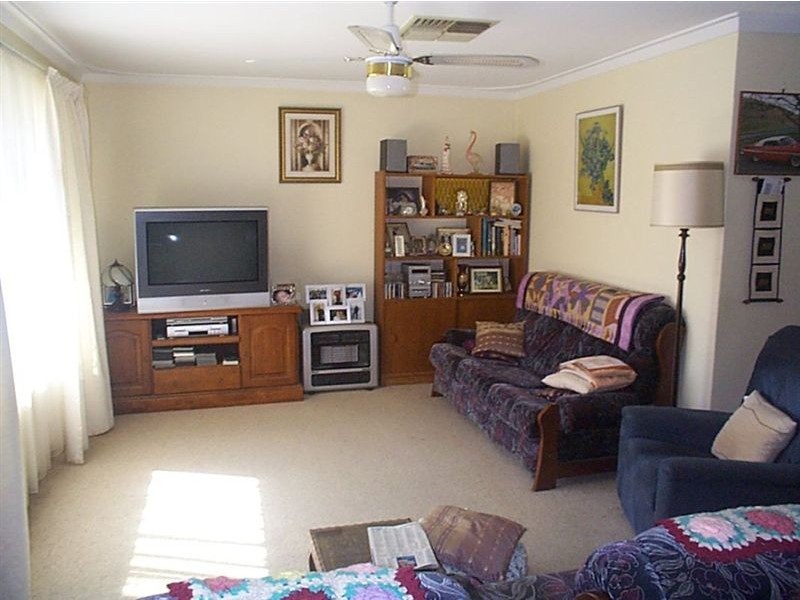 9 Bartling Crescent, Bateman WA 6150