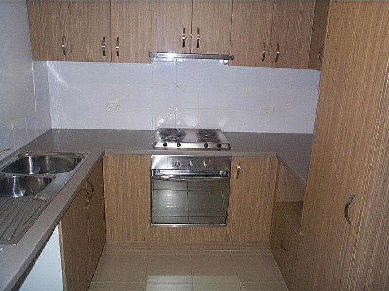 4/5 Ibera Way, Success WA 6164