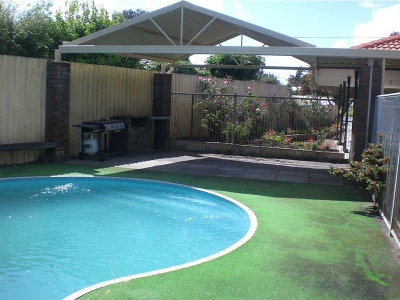 11 Wynyard Way, Willetton WA 6155