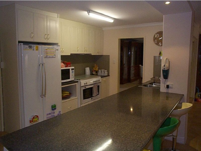 6 Nolt Court, Leeming WA 6149