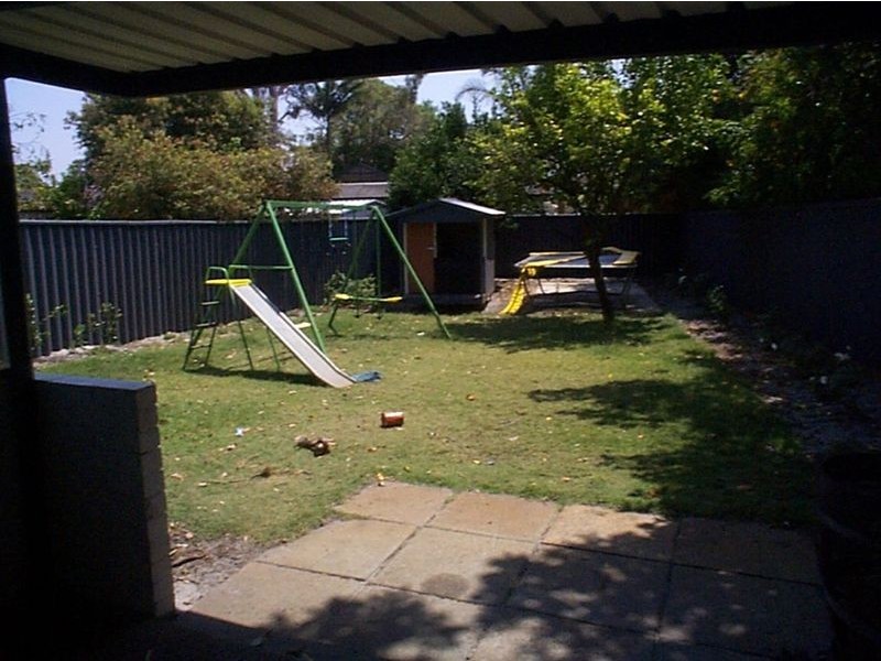 2/28 Bartling Crescent, Bateman WA 6150