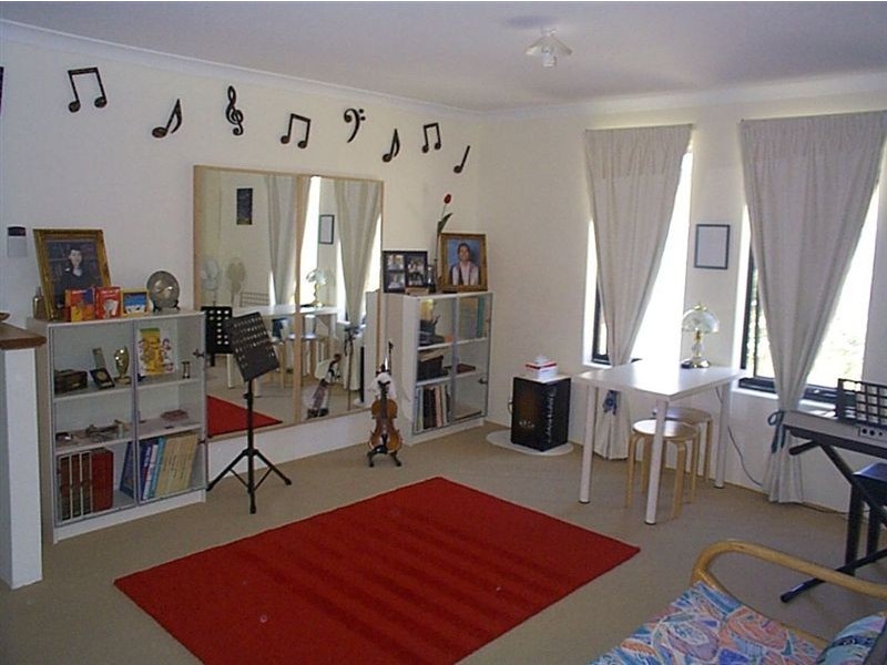 55 Postling Street, Kenwick WA 6107