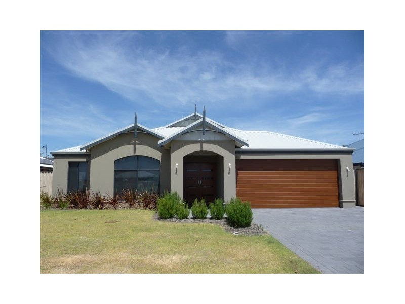 22 Minter Way, Aubin Grove WA 6164