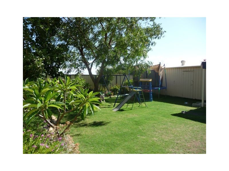 17 Monroe Turn, Success WA 6164