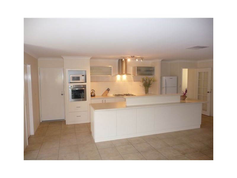 63 Concord Terrace, Atwell WA 6164