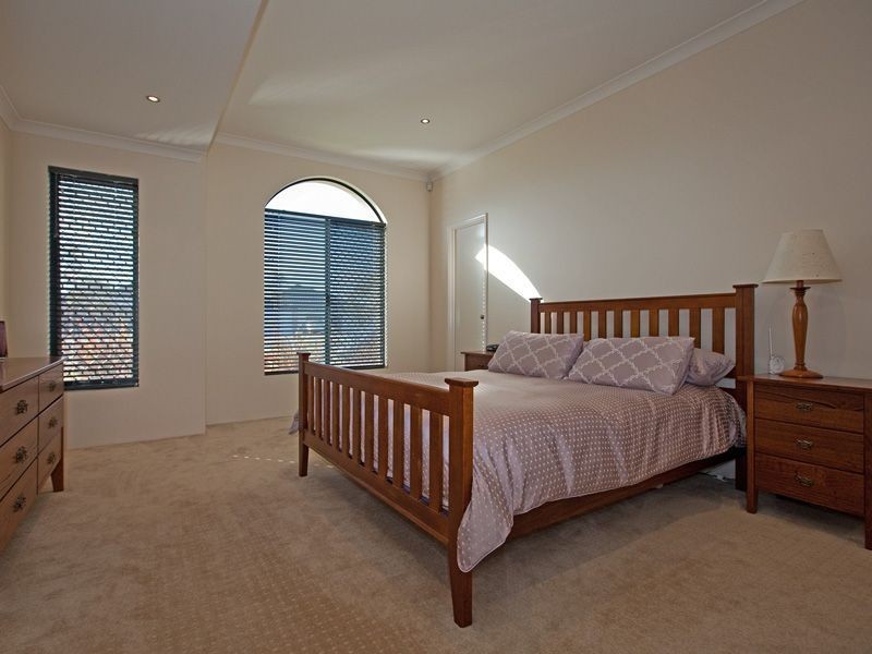 63 Concord Terrace, Atwell WA 6164