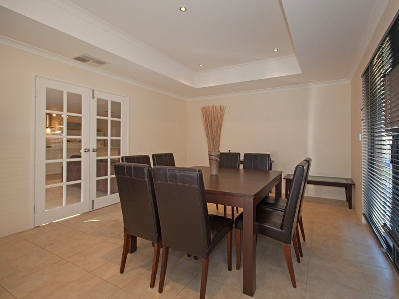 63 Concord Terrace, Atwell WA 6164