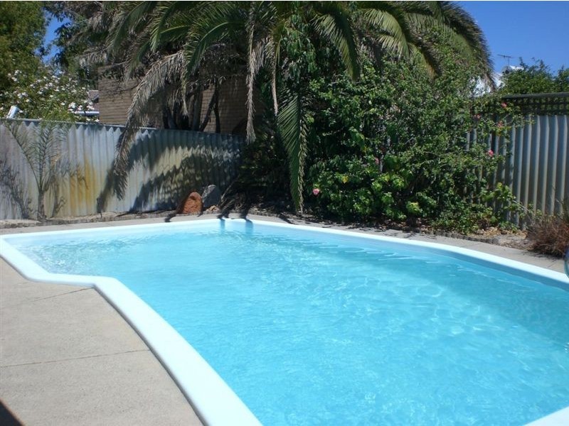 13 Wavel Avenue, Riverton WA 6148